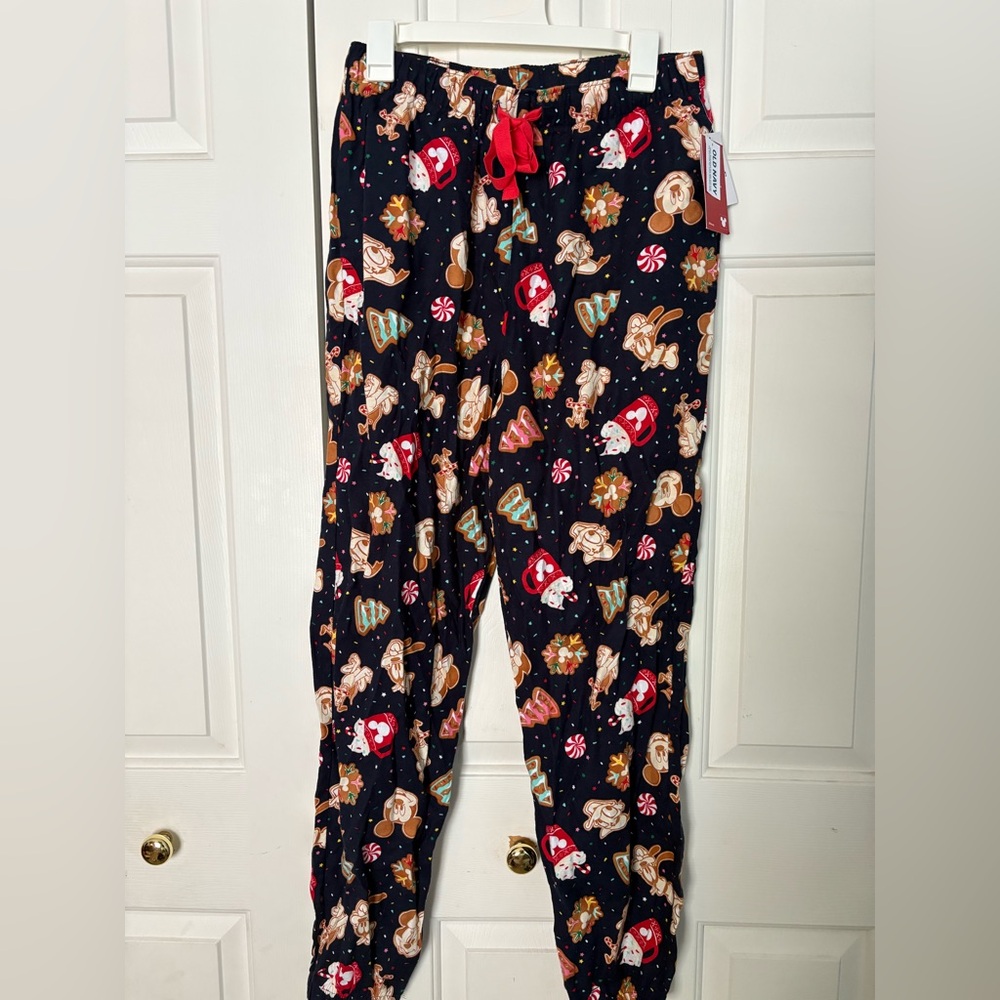Old Navy Woman’s pajama pants